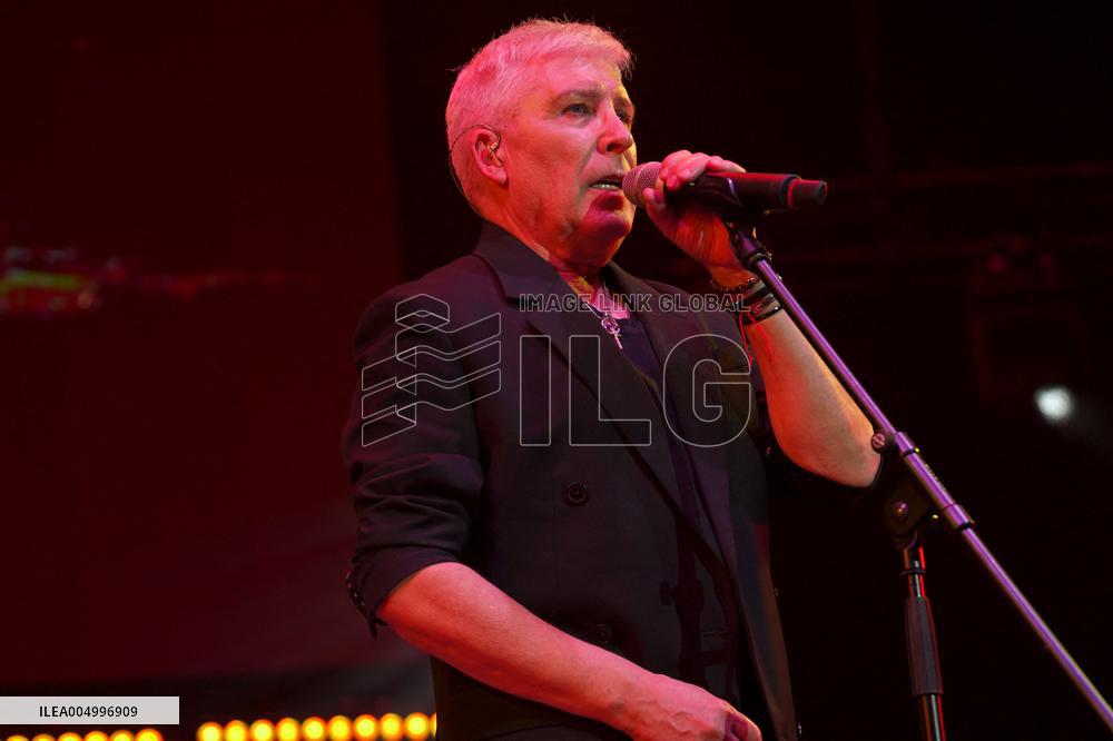 Two Voices and One History” Tour - Madrid