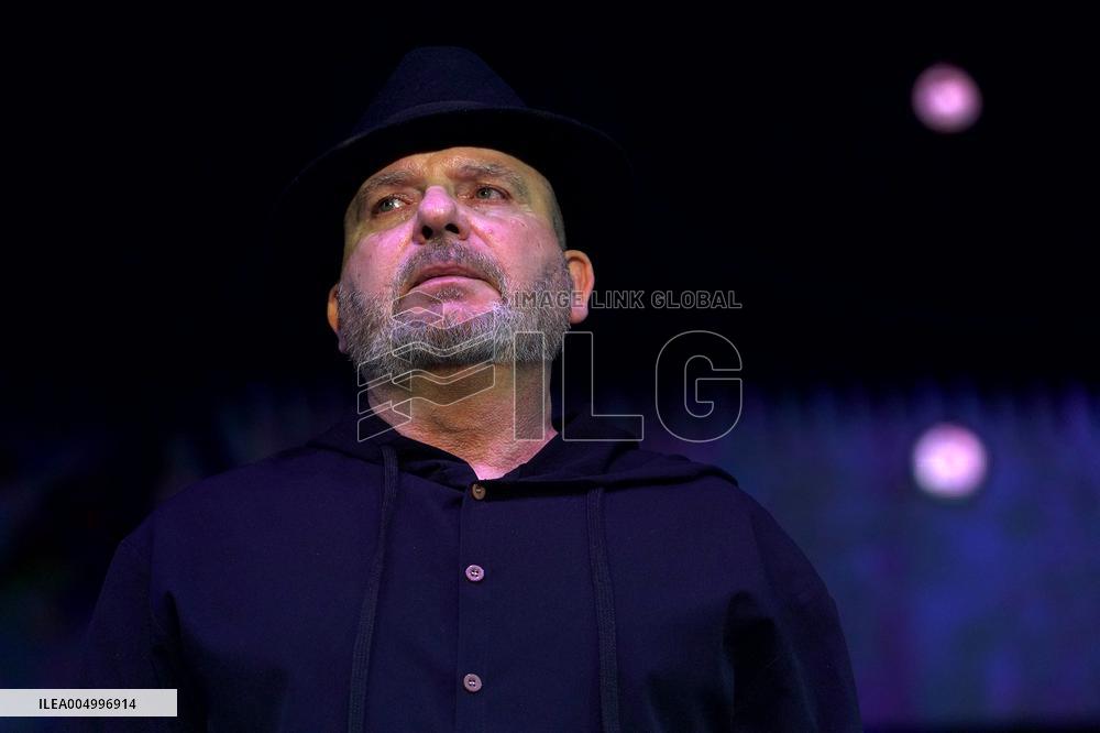 Two Voices and One History” Tour - Madrid