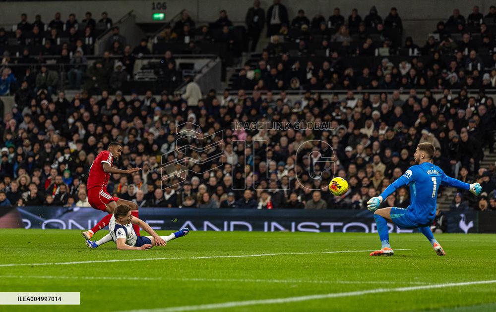 FA Premier League - Liverpool FC v Tottenham Hotspur FC