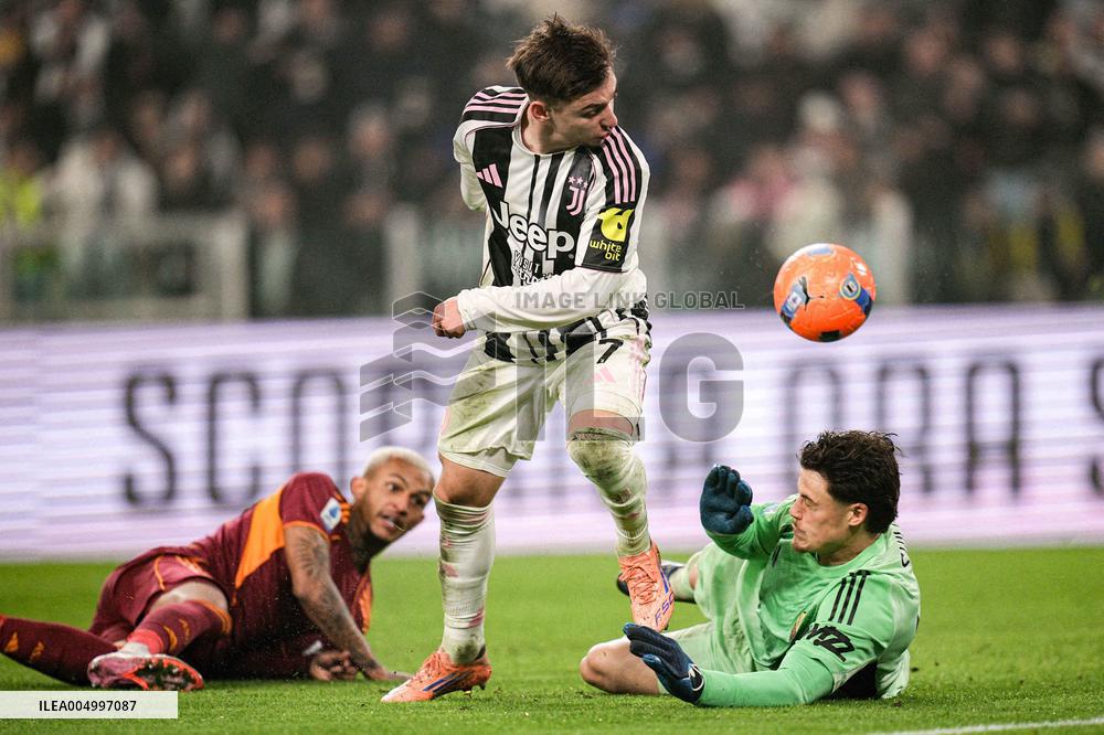 Serie A - Juventus v Roma