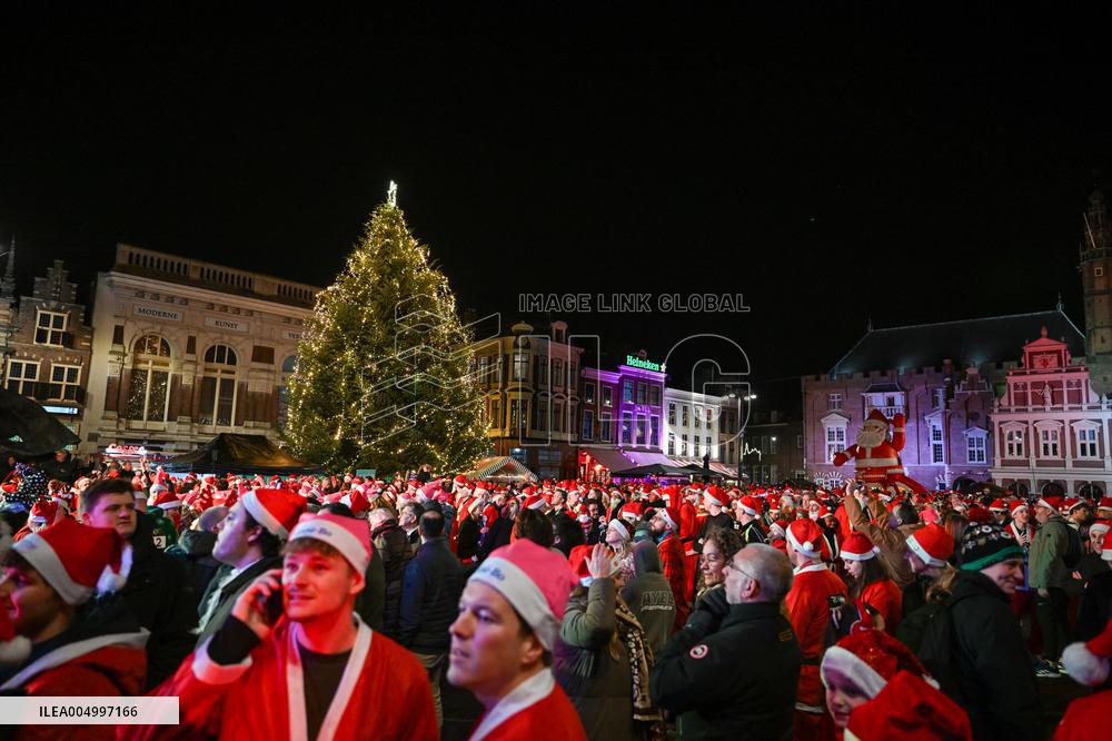 Charity Fun Run Through Haarlem Streets - Netherlands