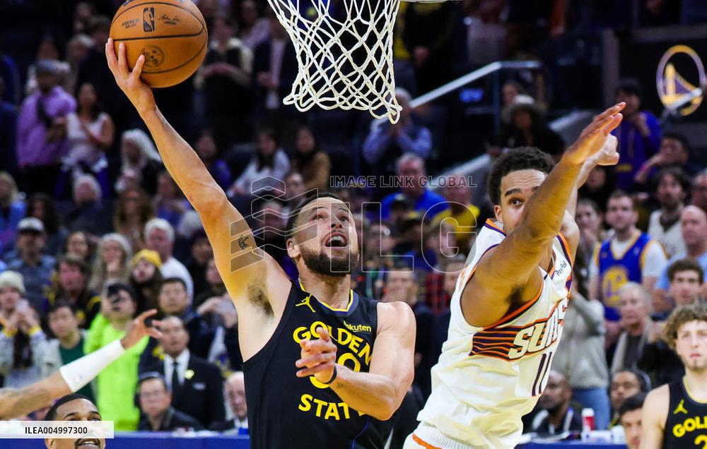 NBA - Warriors vs Suns - San Fransisco