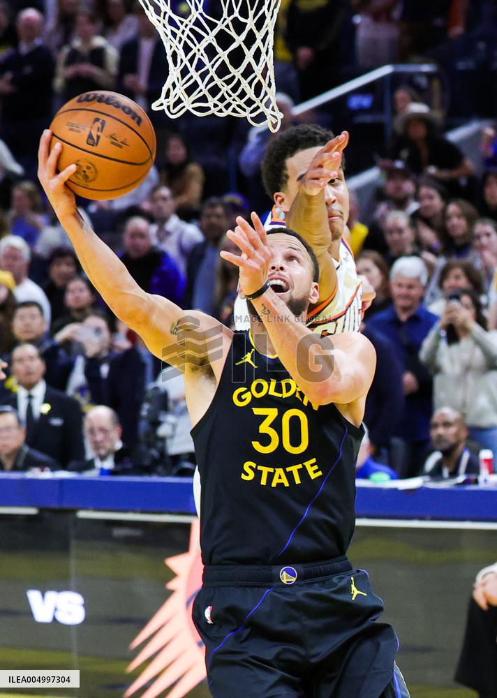 NBA - Warriors vs Suns - San Fransisco