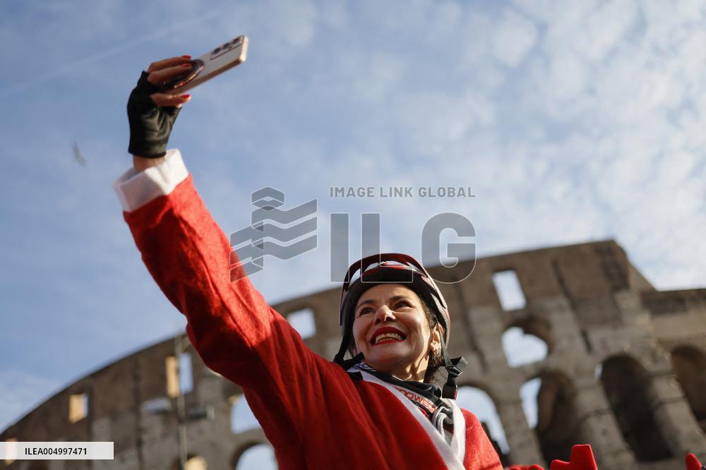 Christmas Race Held For Children's Oncology - Rom