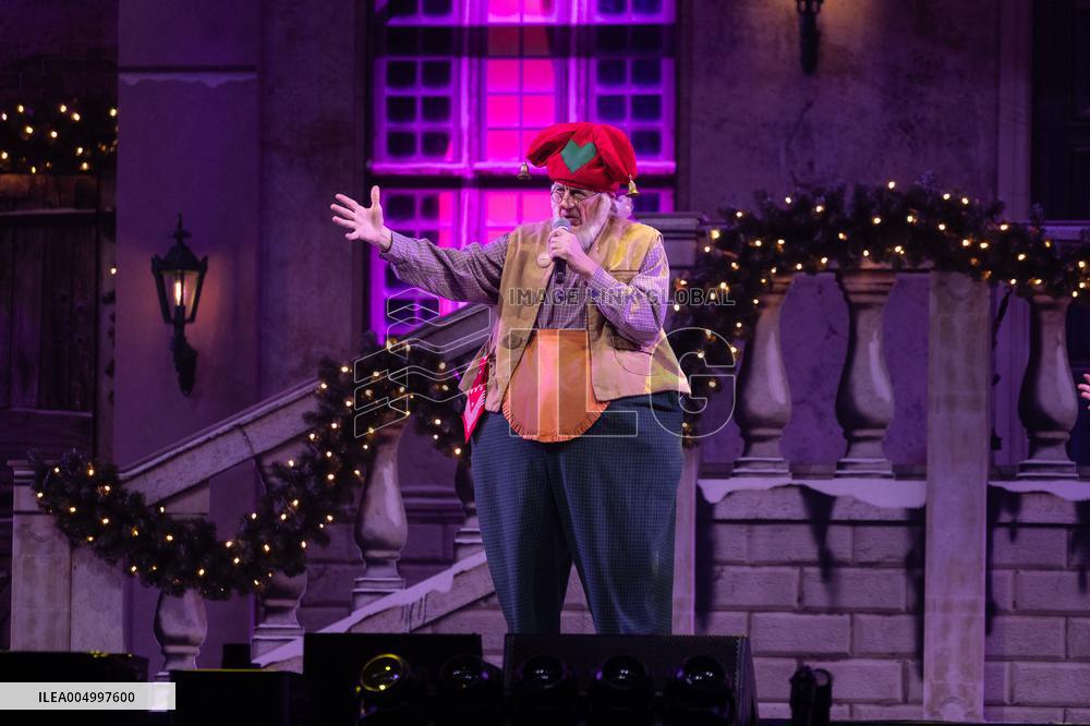 Premiere of Gi-Ga Gantische Christmas Show - Rotterdam