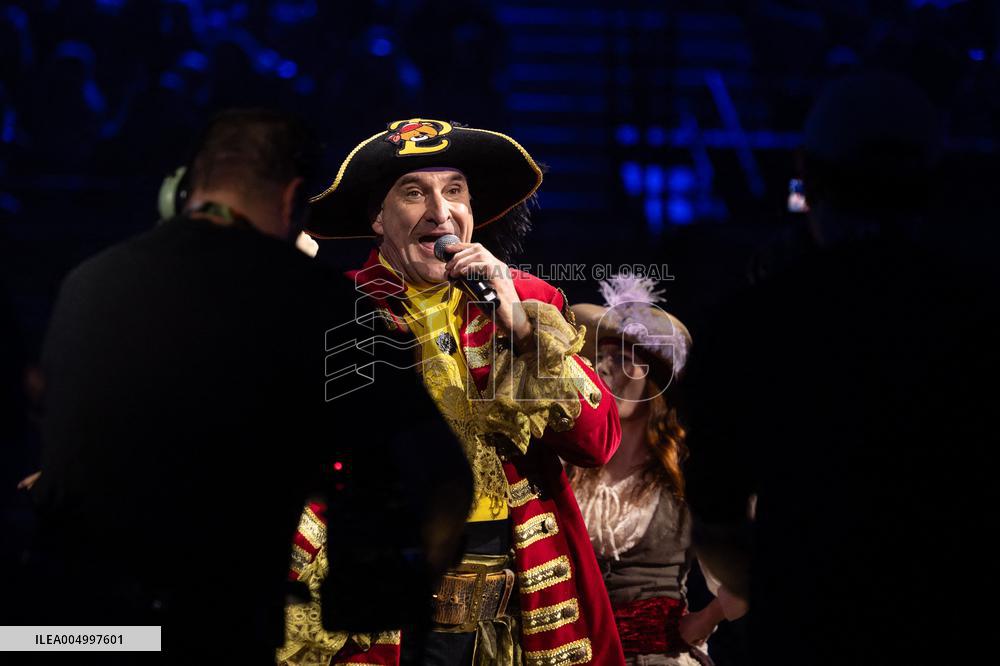 Premiere of Gi-Ga Gantische Christmas Show - Rotterdam