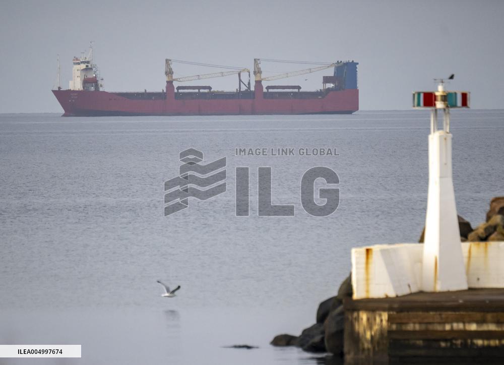 RUSSIAN SHIP ANCHORED OFF HÖGANÄS