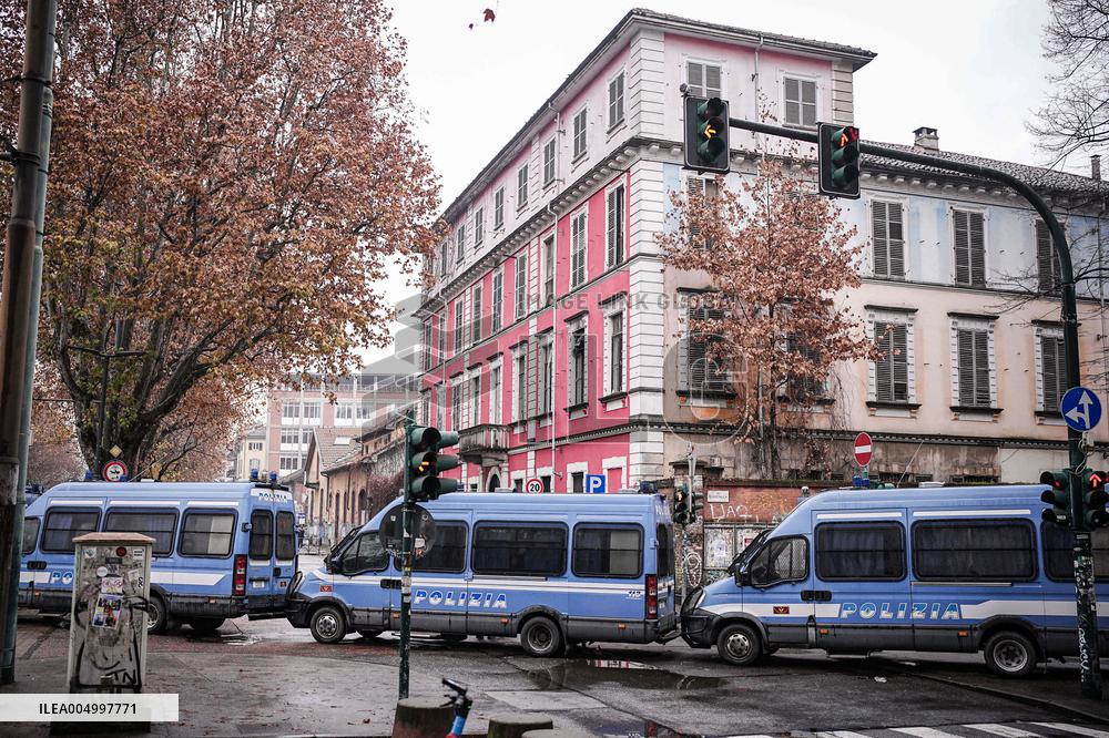 Police Presence in Vanchiglia - Turin