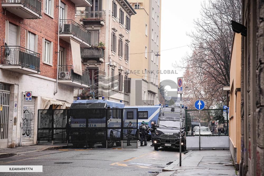Police Presence in Vanchiglia - Turin