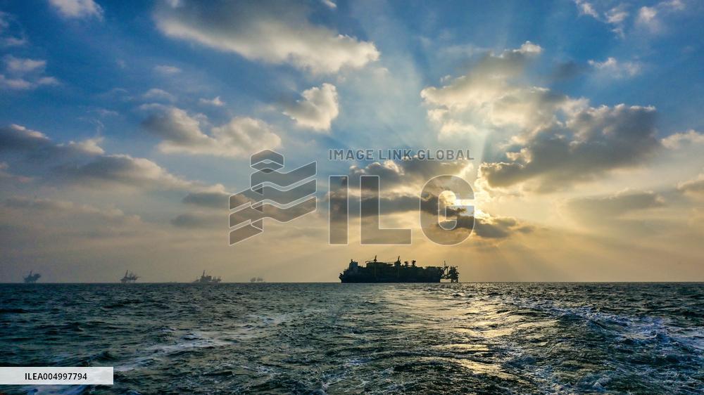 Chinese Offshore Oil And Gas Platforms - Bohai Oilfield