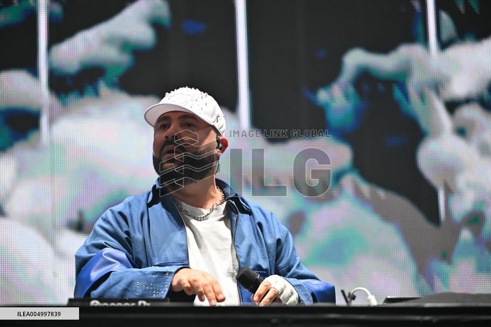 DJ Bens Performs at the Defense Arena - Paris