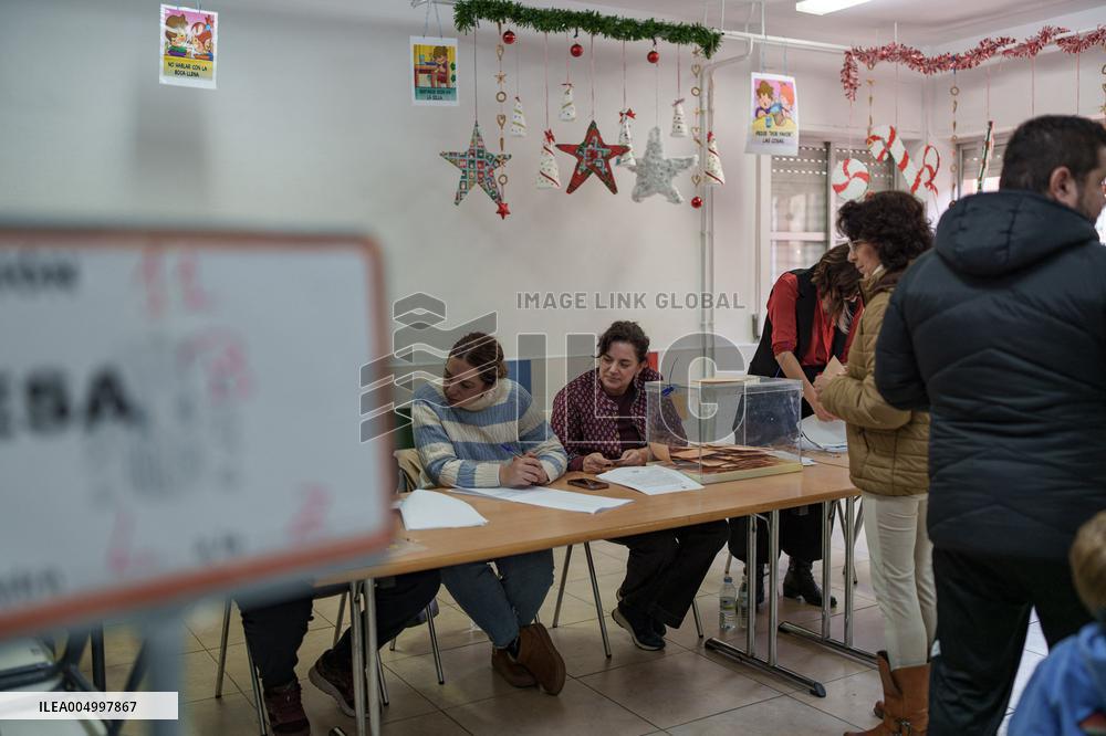 Election Day in Extremadura - Spain
