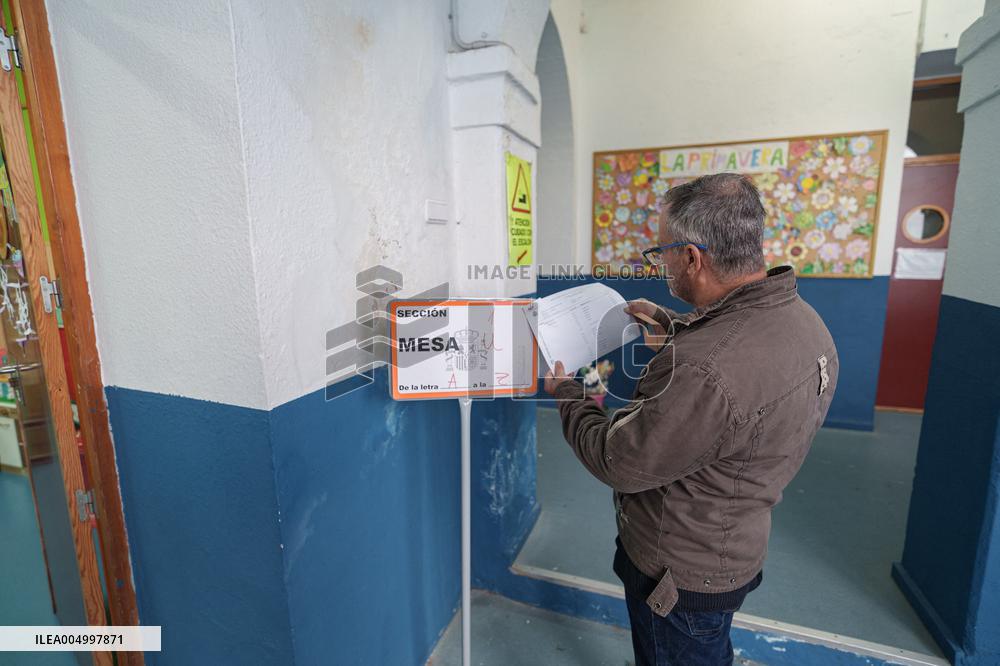 Election Day in Extremadura - Spain