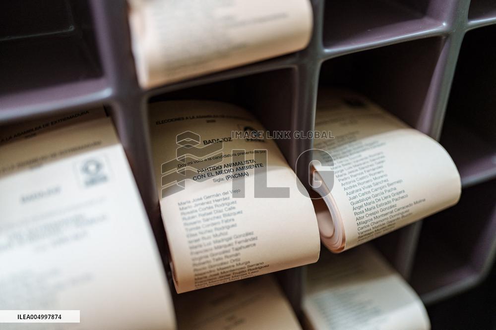Election Day in Extremadura - Spain