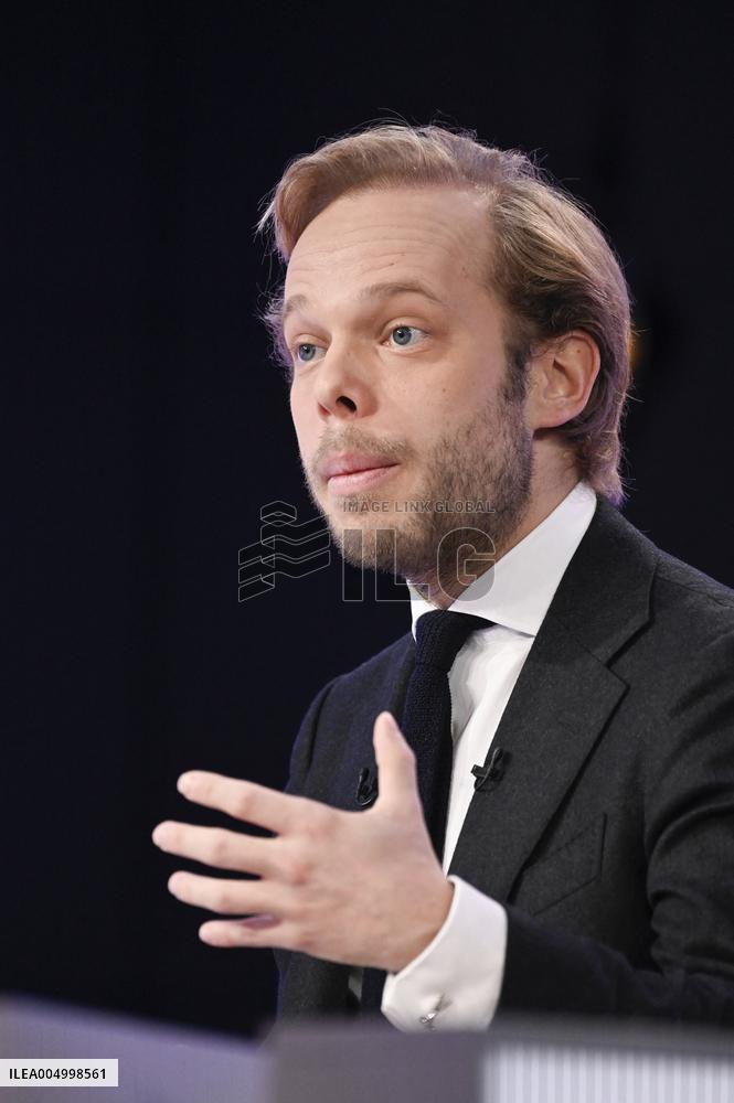 Charles Alloncle On Dimanche En Politique - Paris