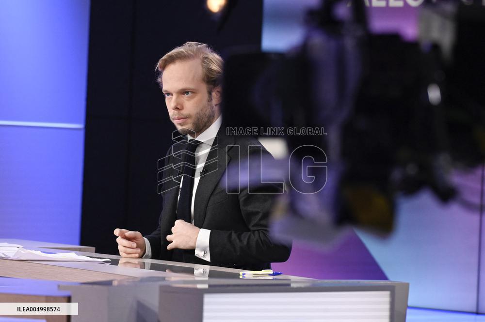 Charles Alloncle On Dimanche En Politique - Paris