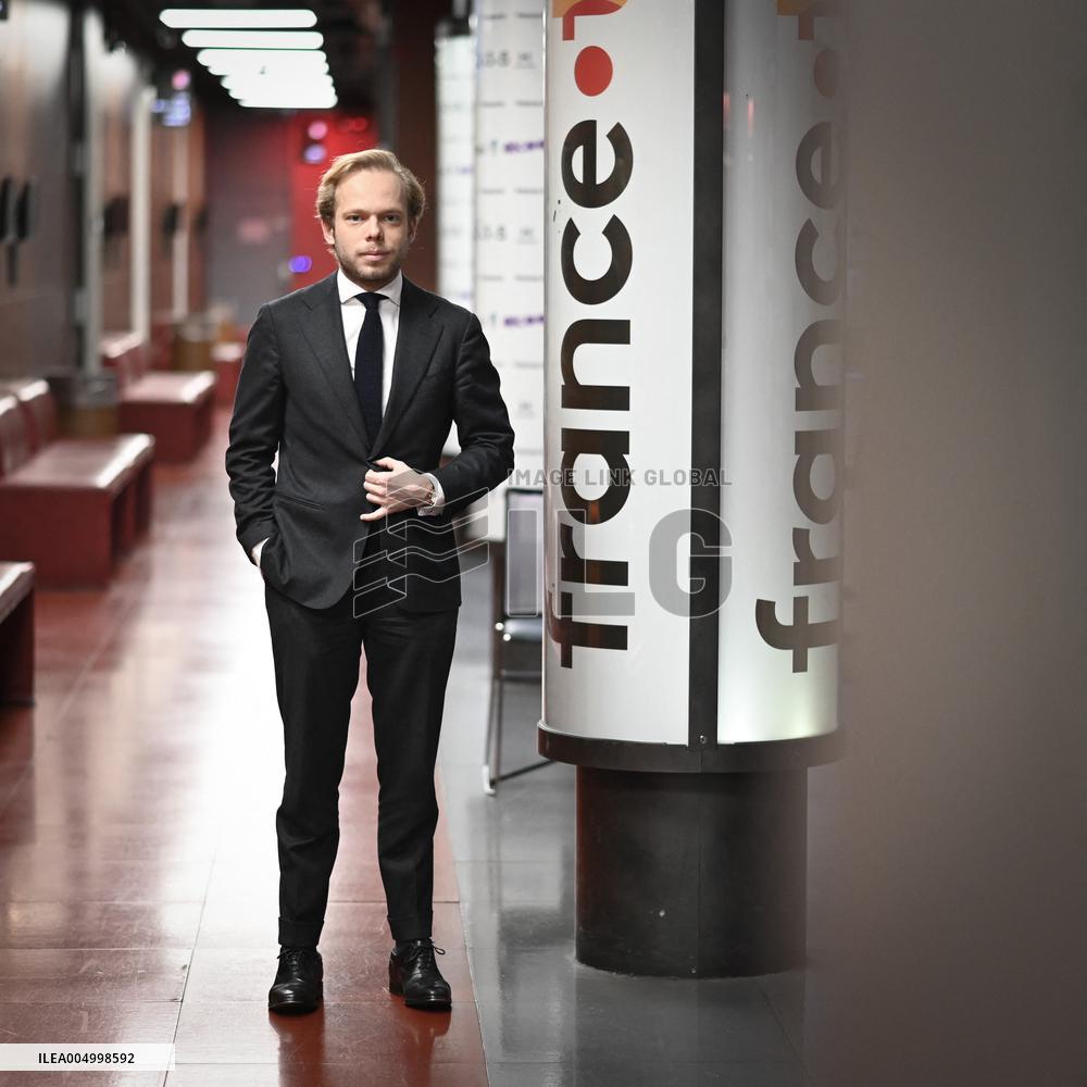 Charles Alloncle On Dimanche En Politique - Paris