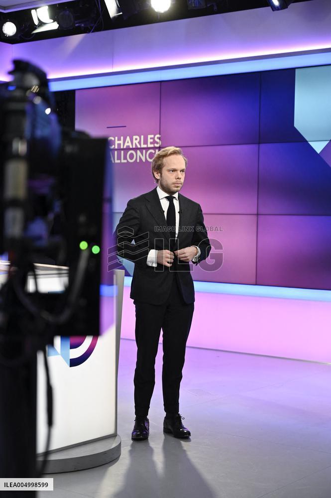 Charles Alloncle On Dimanche En Politique - Paris