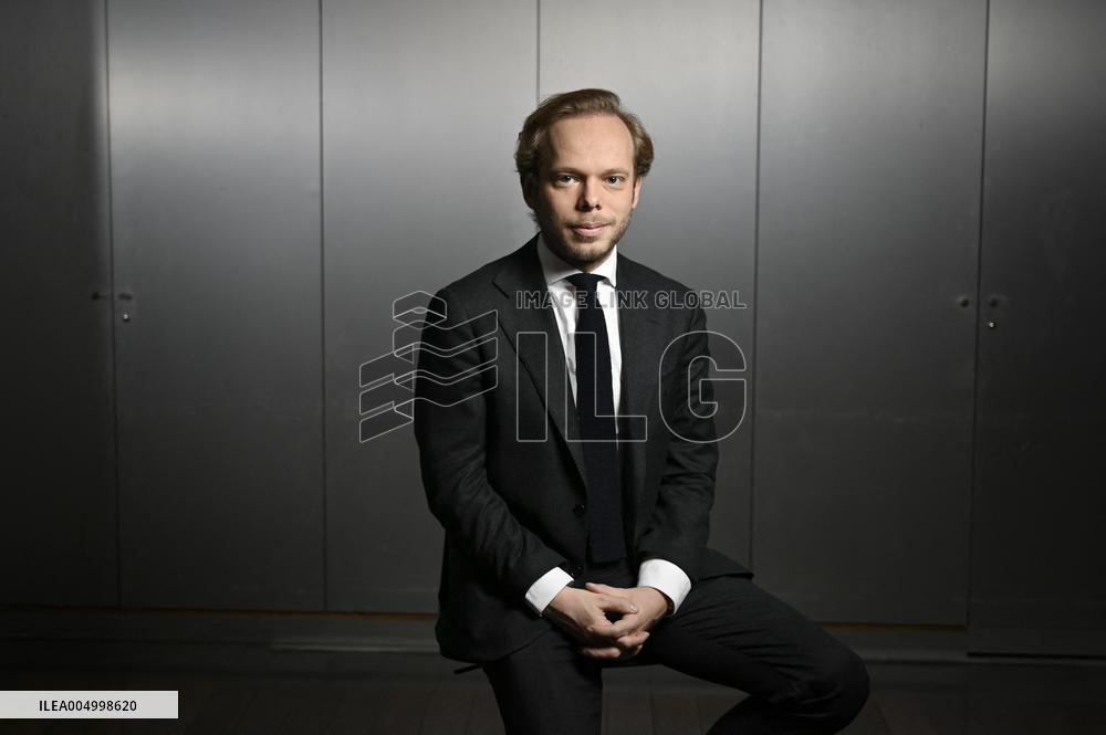 Charles Alloncle On Dimanche En Politique - Paris