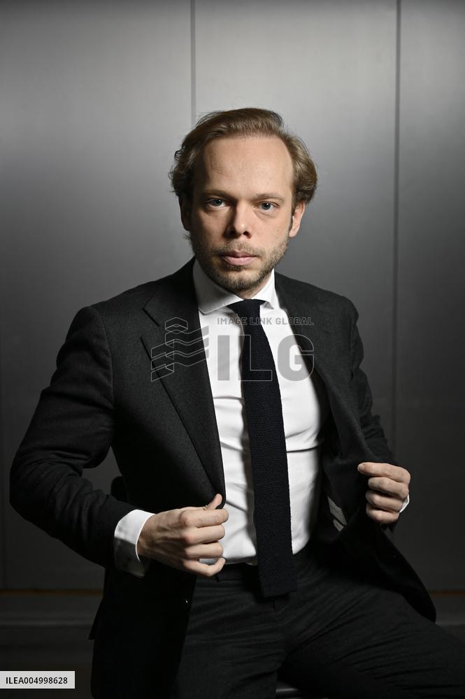 Charles Alloncle On Dimanche En Politique - Paris