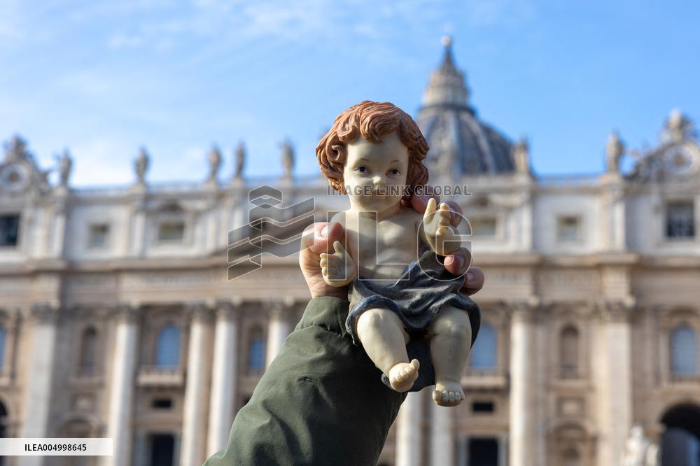 Baby Jesus Figurines During The Angelus Prayer - Vatican