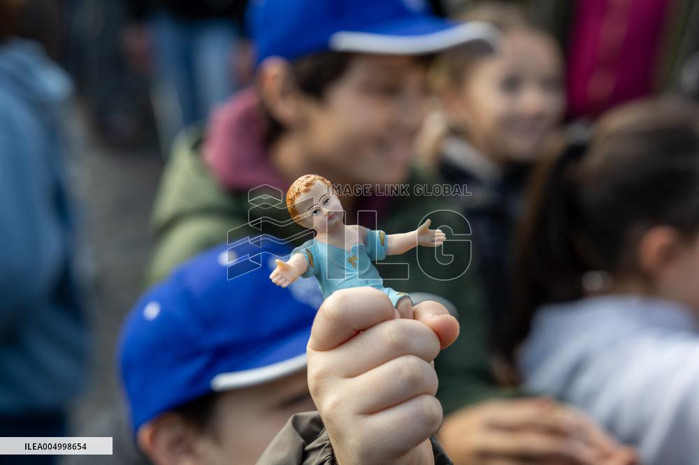 Baby Jesus Figurines During The Angelus Prayer - Vatican