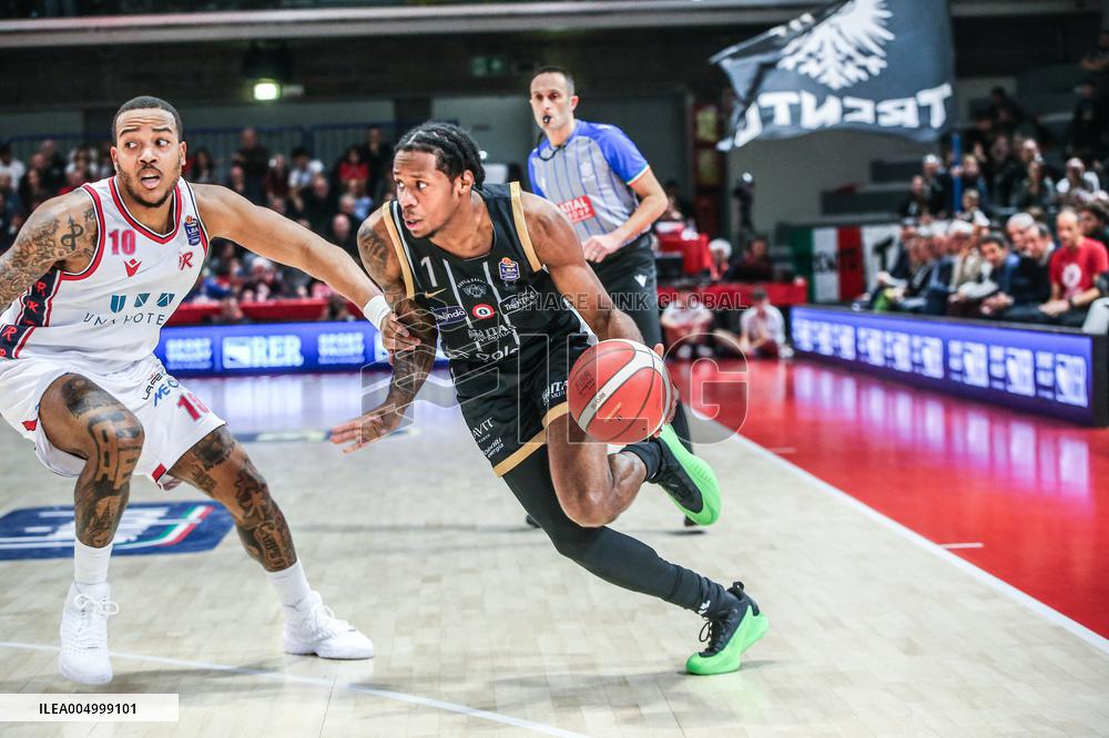 BASKET - Serie A - Una Hotels Reggio Emilia vs Dolomiti Energia Trentino