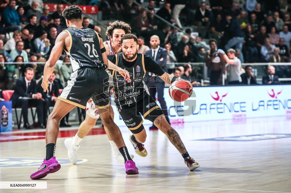 BASKET - Serie A - Una Hotels Reggio Emilia vs Dolomiti Energia Trentino
