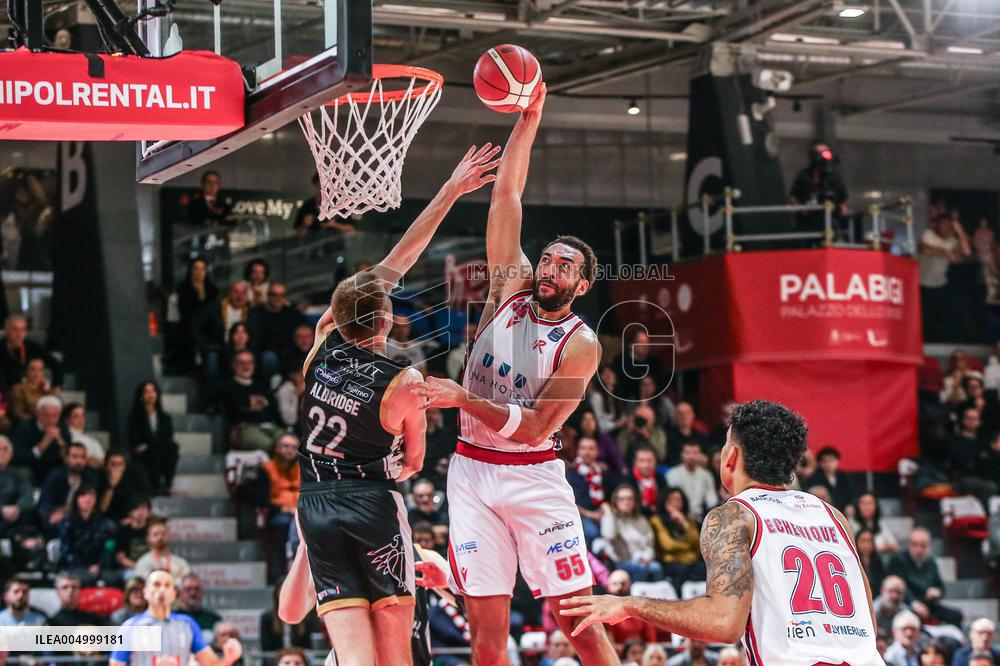 BASKET - Serie A - Una Hotels Reggio Emilia vs Dolomiti Energia Trentino
