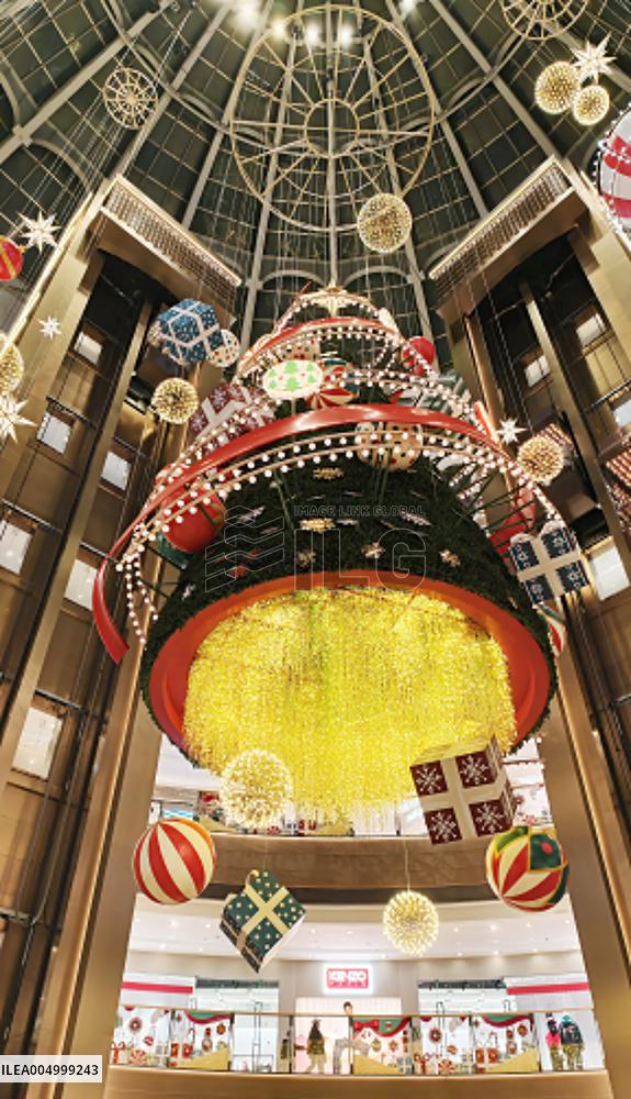 Giant Floating Christmas Tree