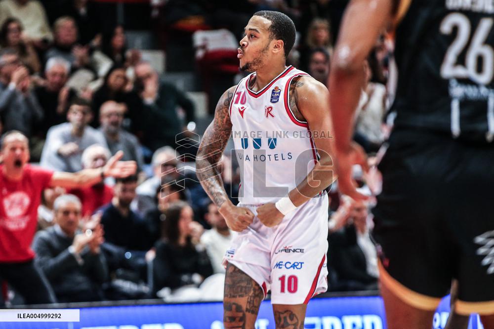 BASKET - Serie A - Una Hotels Reggio Emilia vs Dolomiti Energia Trentino