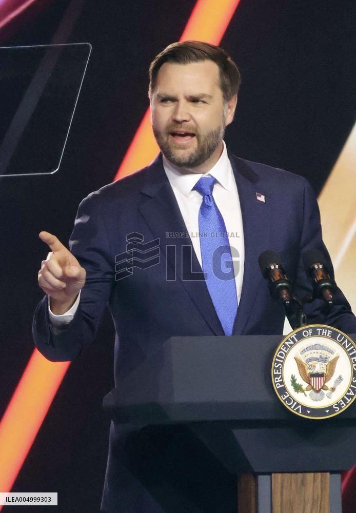 U.S. vice president speaks at rally of conservatives