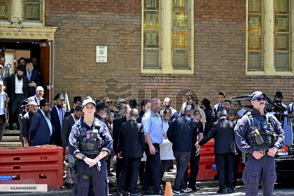 Mass shooting in Sydney