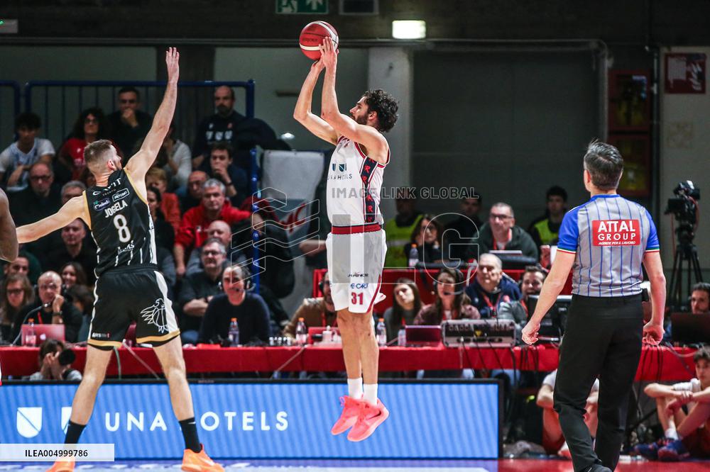 BASKET - Serie A - Una Hotels Reggio Emilia vs Dolomiti Energia Trentino