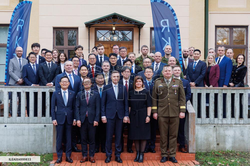 Estonia inks South Korean Chunmoo MLRS deal