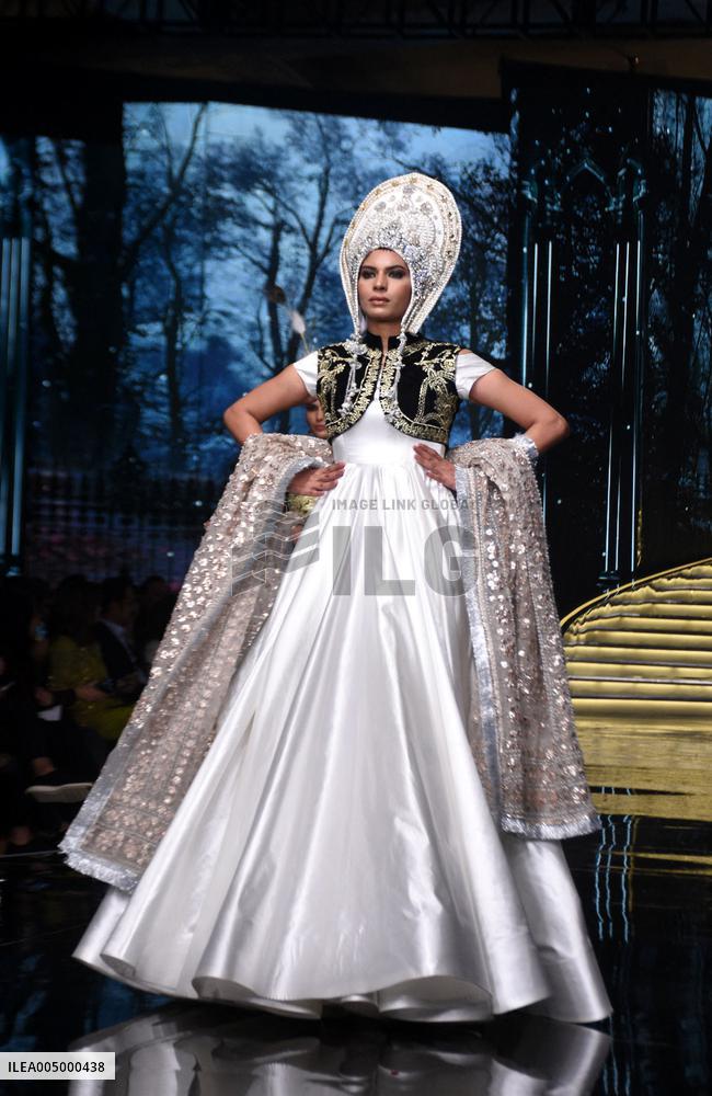 Bridal Couture Week Underway - Lahore