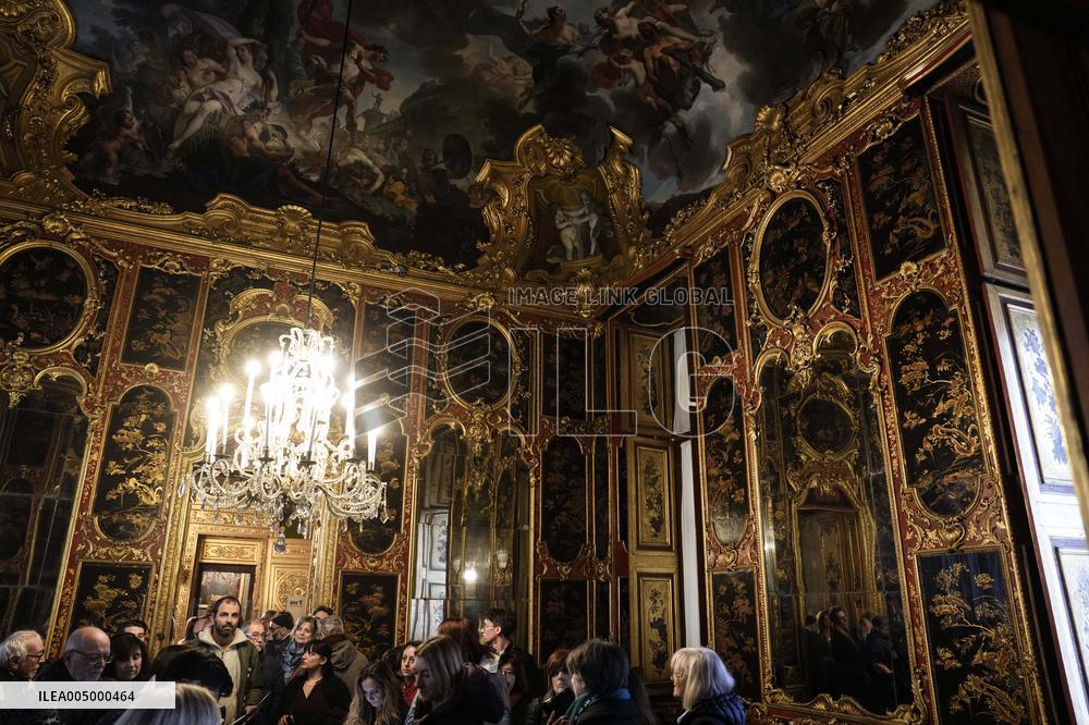 Visit to Galleria Beaumont and Royal Museums - Turin