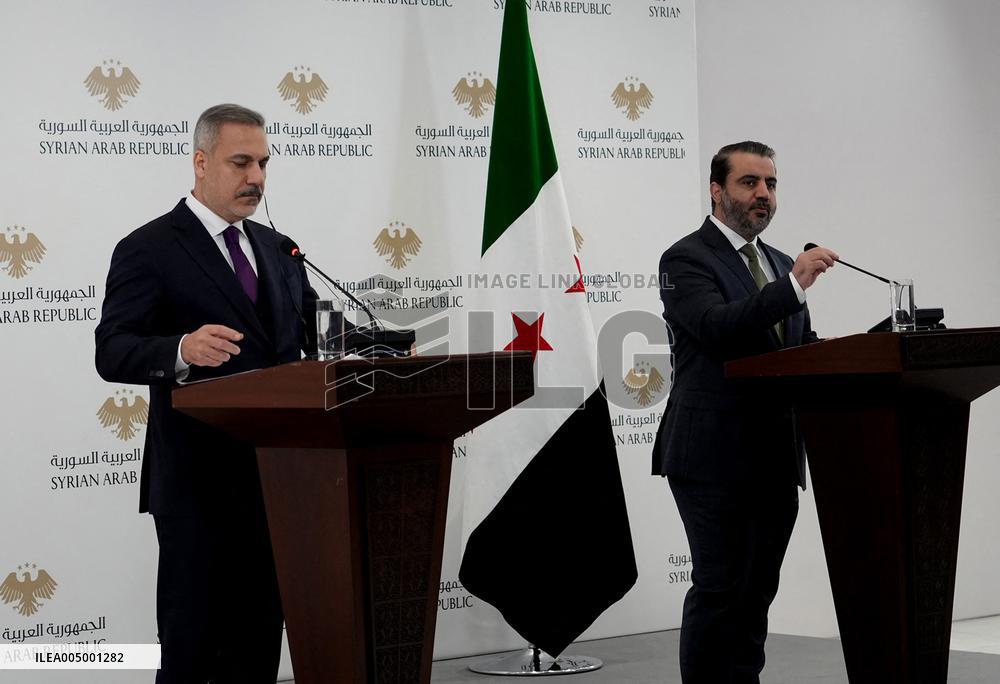 Syrian and Turkish Foreign Ministers' Press Conference - Damascus