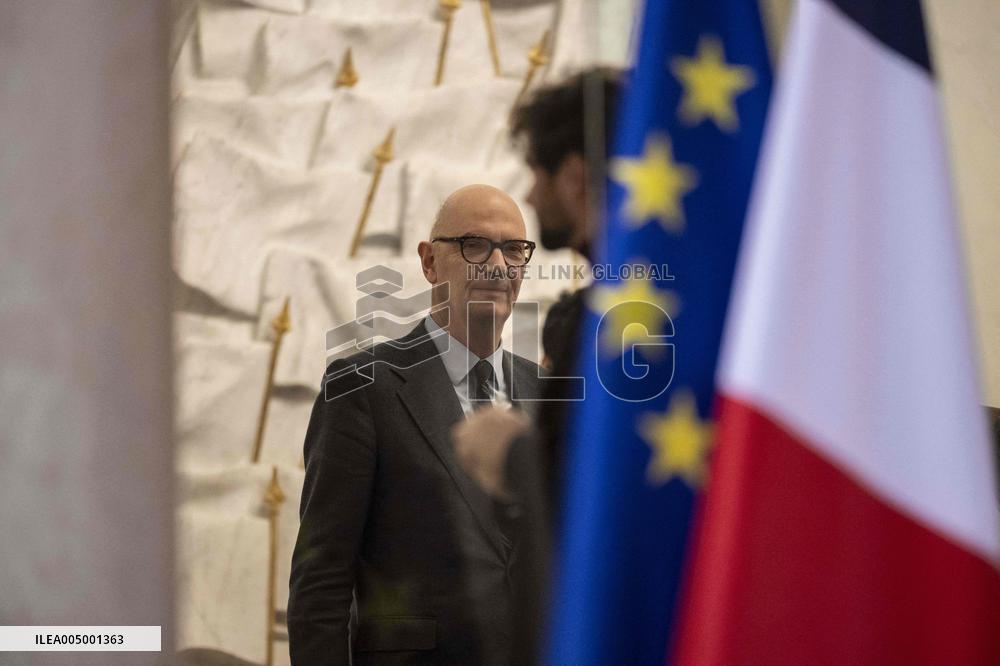 Cabinet meeting focused on the budget bill - Paris