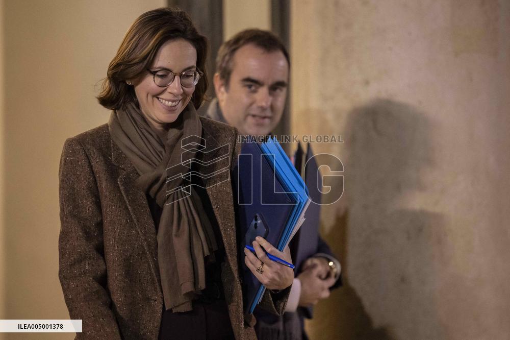 Cabinet meeting focused on the budget bill - Paris