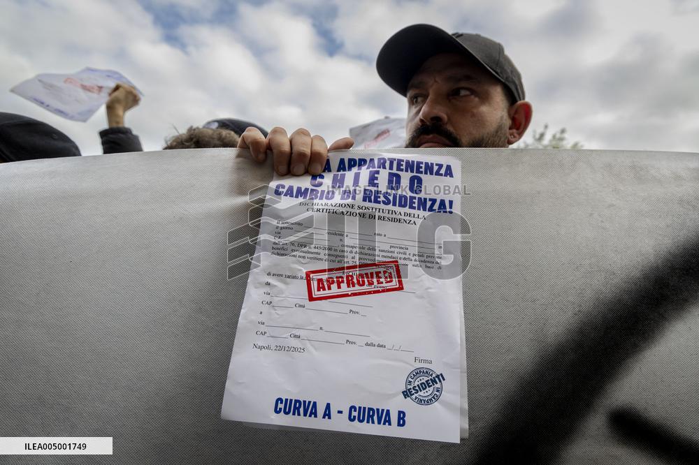 Ultras Groups Protest Travel Bans In Naples - Italy