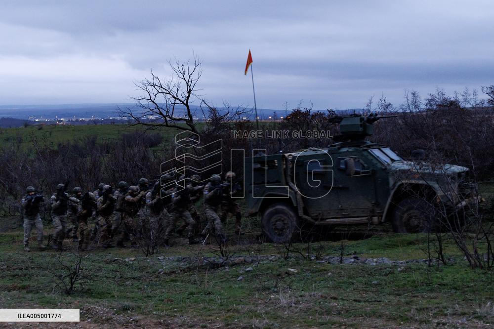 Italian Contingent Conducts Training Activities In Novo Selo - Bulgari