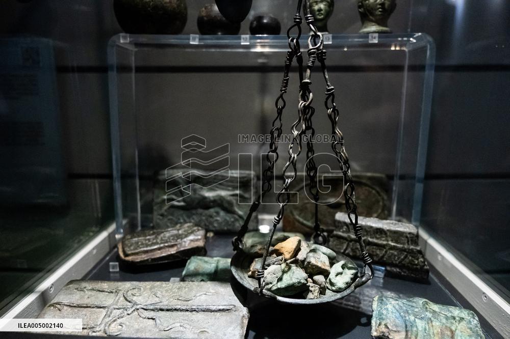 Medal Cabinet Reopens After Six-Year Hiatus - Rome