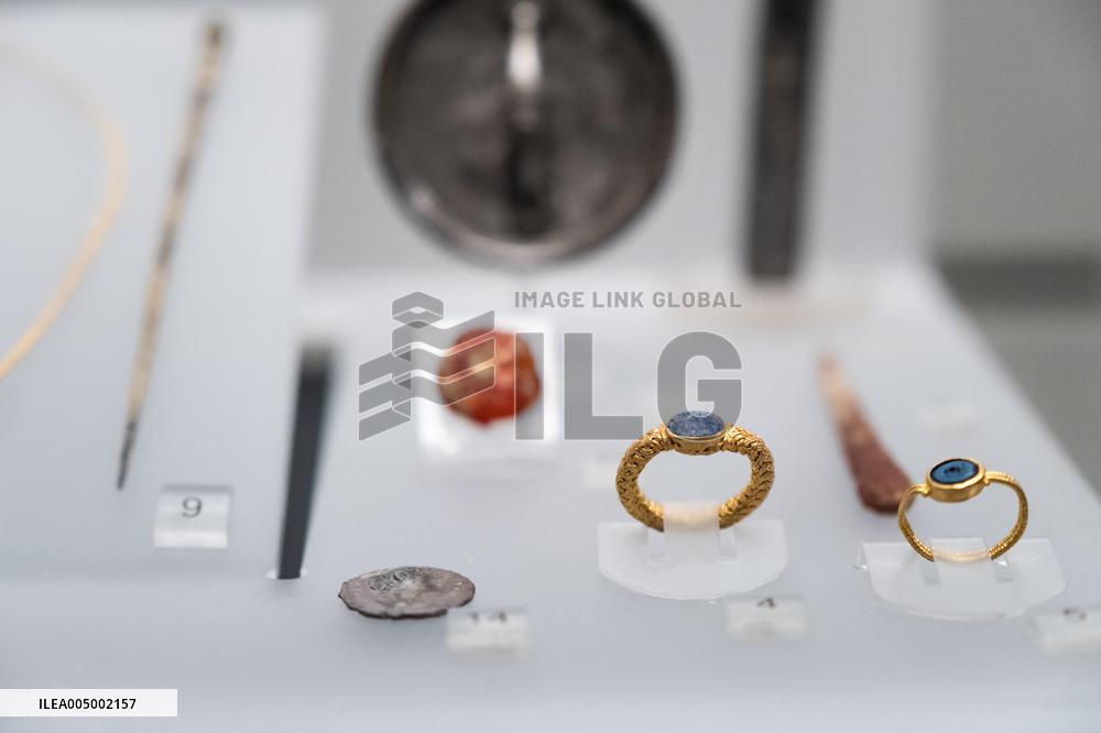 Medal Cabinet Reopens After Six-Year Hiatus - Rome