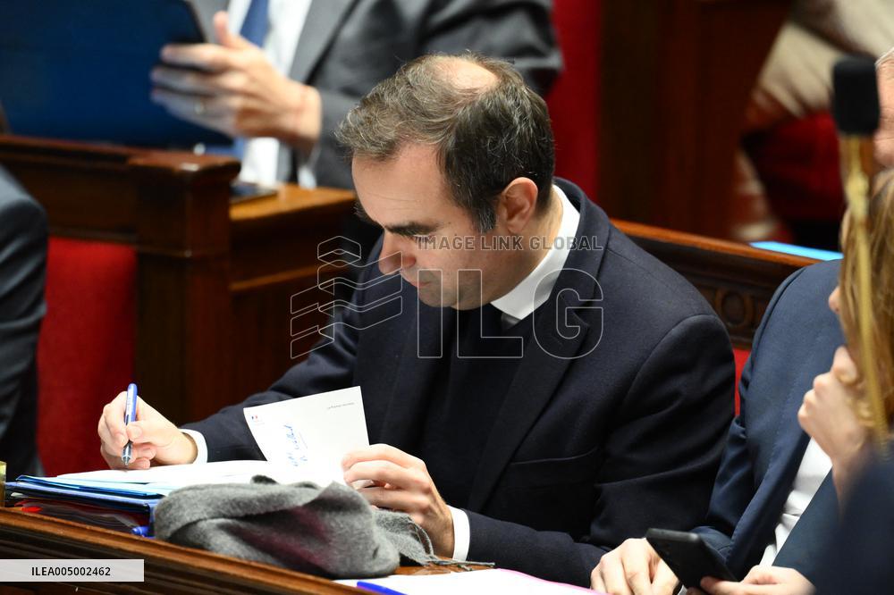 Questions to the government at the National Assembly - Paris