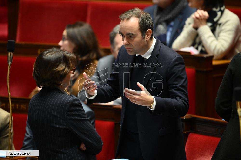Questions to the government at the National Assembly - Paris
