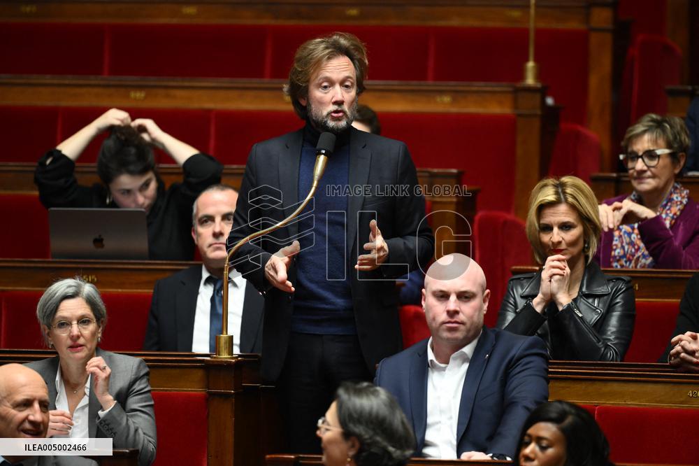 Questions to the government at the National Assembly - Paris