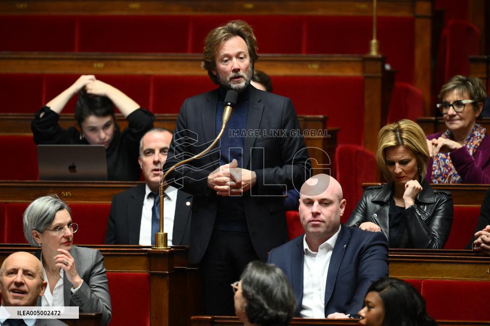 Questions to the government at the National Assembly - Paris