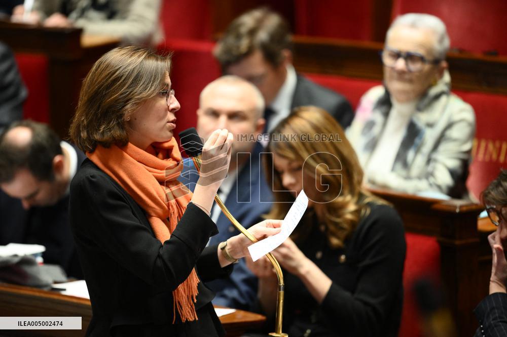 Questions to the government at the National Assembly - Paris