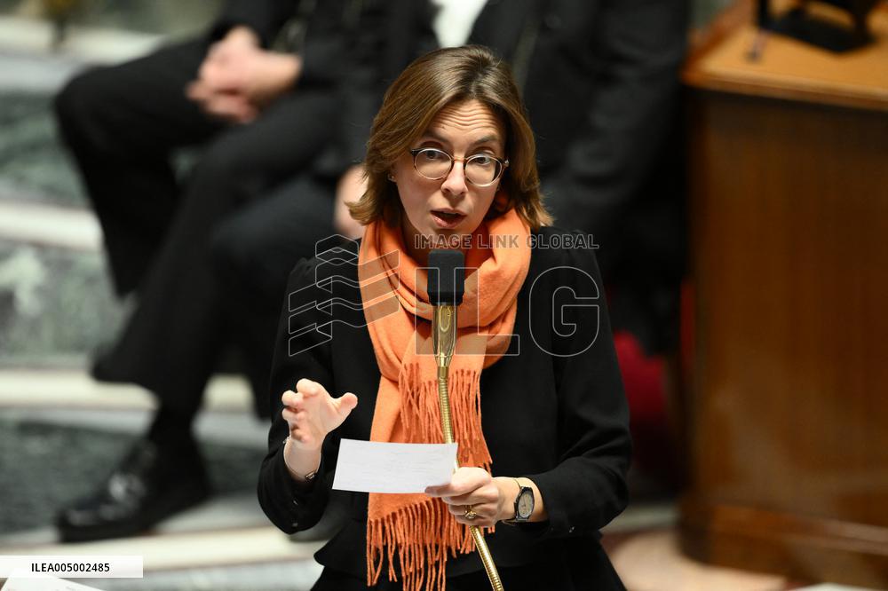 Questions to the government at the National Assembly - Paris